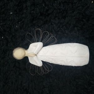 Willow tree 'angel of prayer'